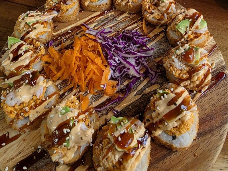 Mariscos El Sushi & Micheladas food